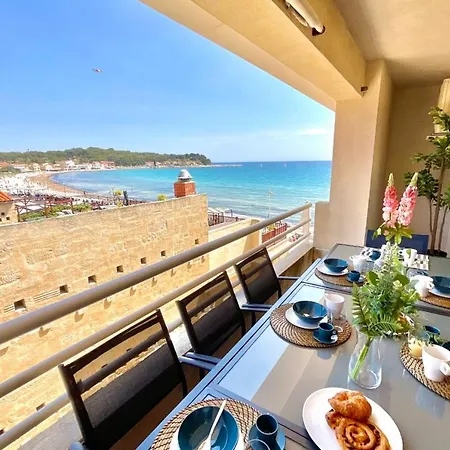 Magnificent 85m With Balconyin Front Of Sea La Seyne-sur-Mer